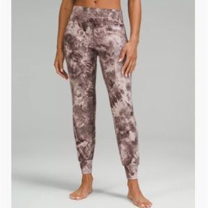 Align high rise Jogger